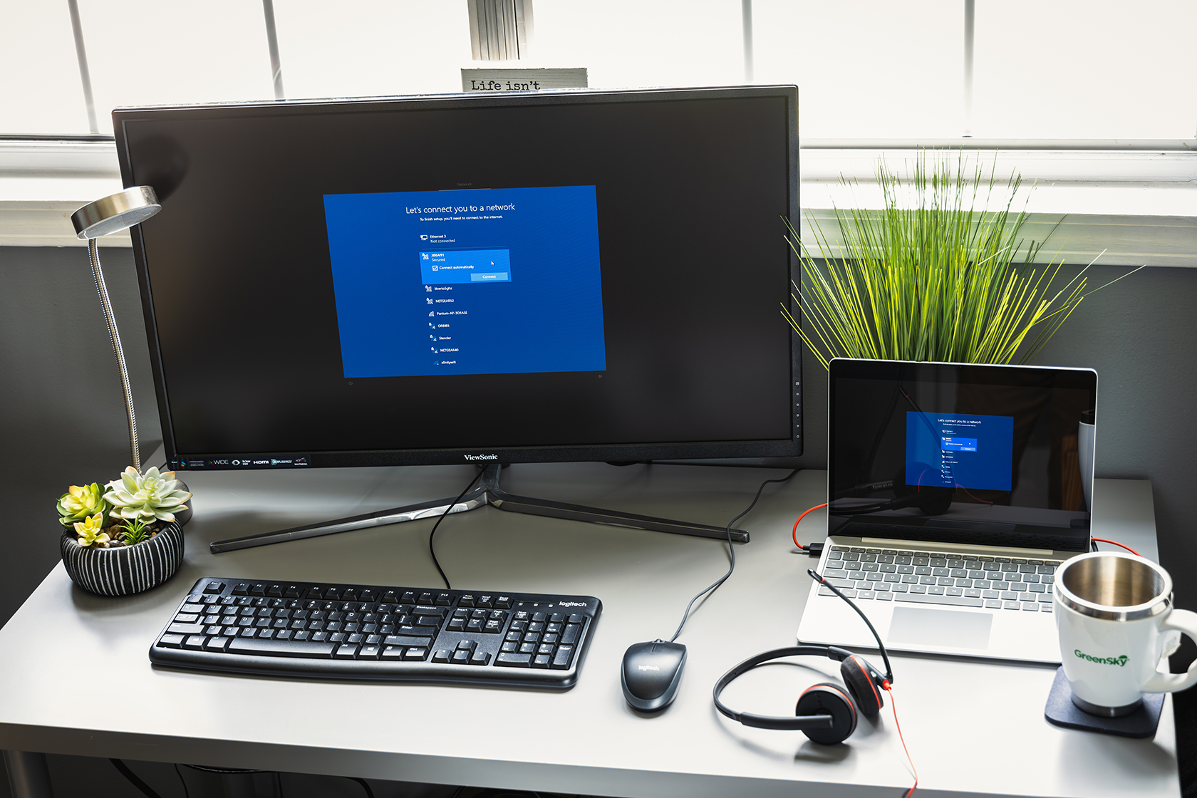 Equipment Setup Video: Significant reduction in IT tickets on Day 1 of new hire onboarding.